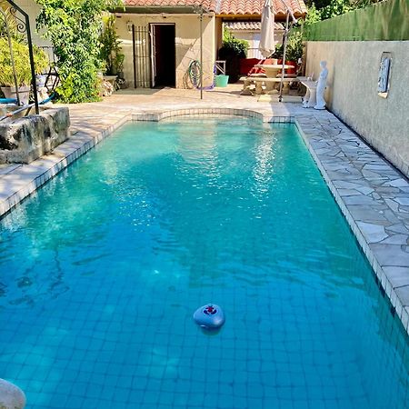 Suite Spa Acces Autonome บูแคร์ ภายนอก รูปภาพ